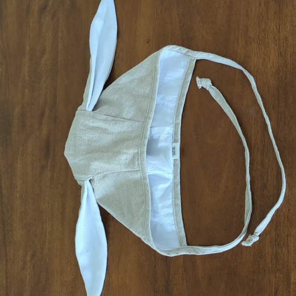 Linen Baby Bonnet bunny ears 8M-24M - Picture 2 of 5